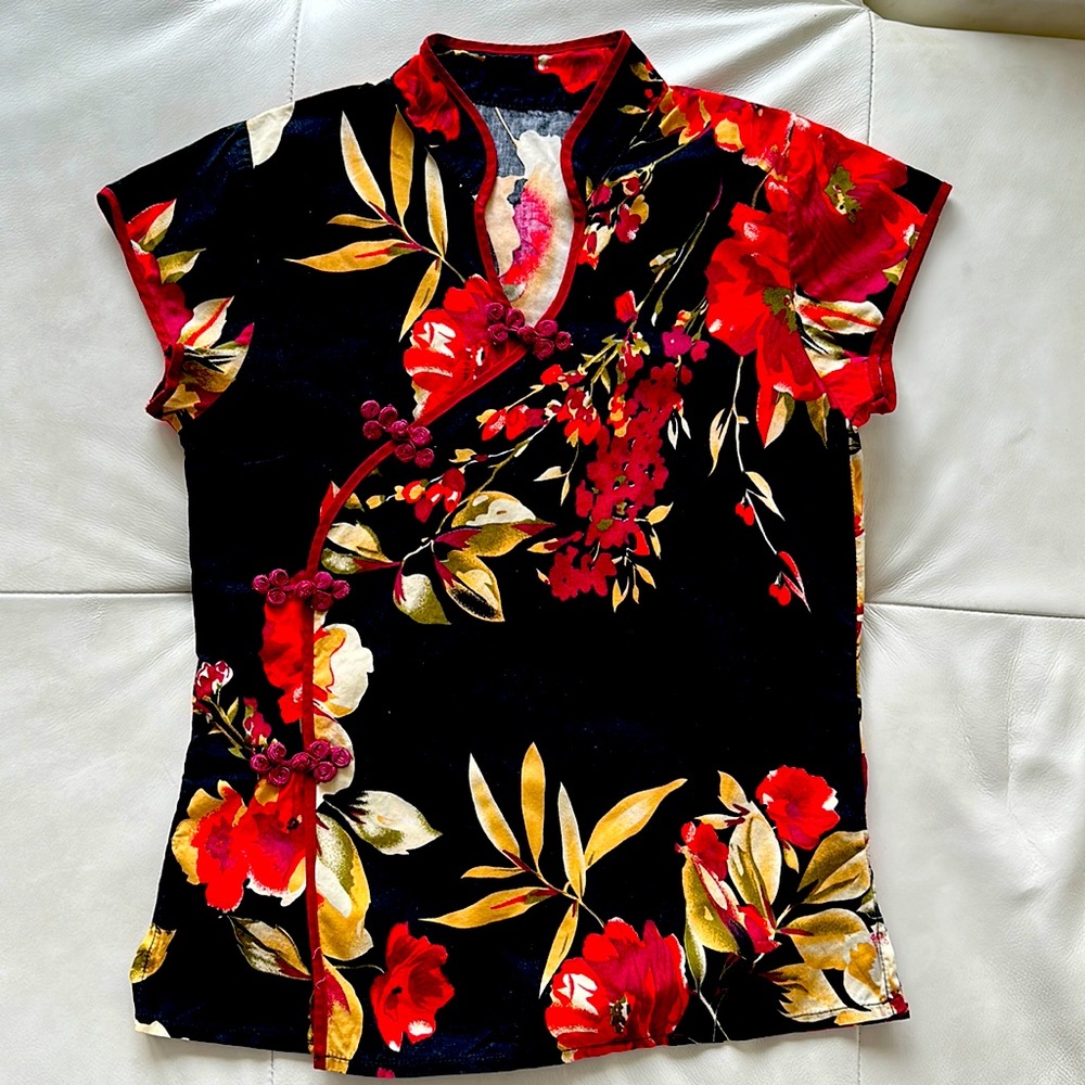 Floral print cotton summer top